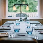 Guest house 1863 Restaurant With 4*