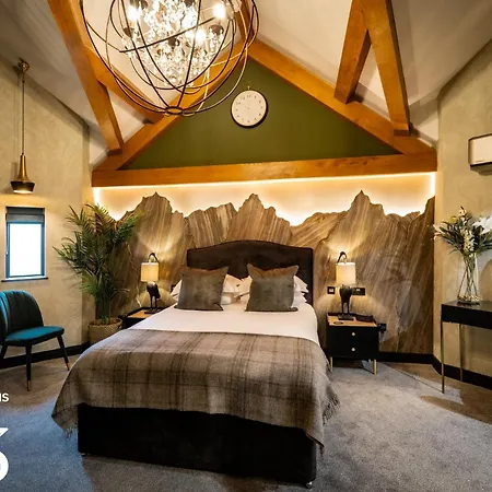 1863 Restaurant With