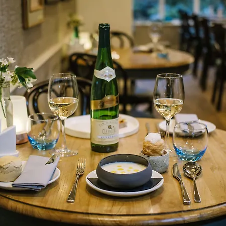 Guest house 1863 Restaurant With Pooley Bridge