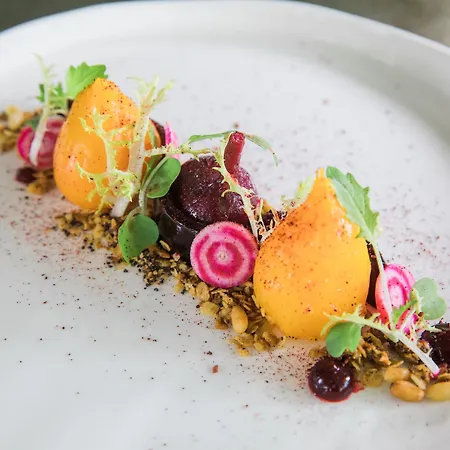 1863 Restaurant With 4* بولي بريدج