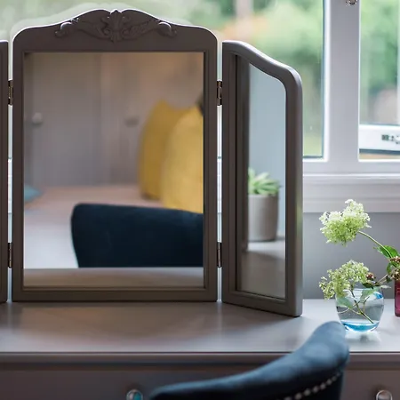 1863 Restaurant With Guest house 4*