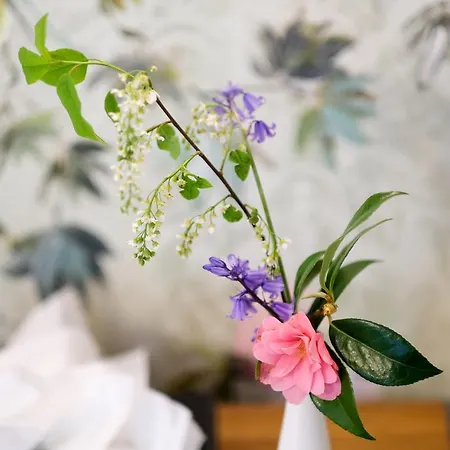 1863 Restaurant With