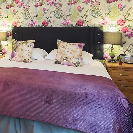 Guest house 1863 Restaurant With Pooley Bridge