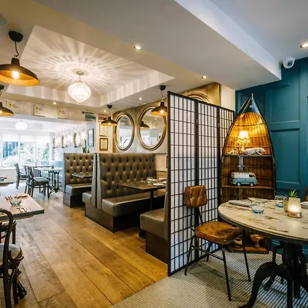 1863 Restaurant With 게스트하우스