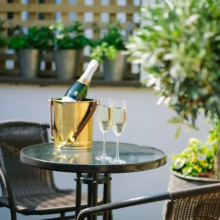 1863 Restaurant With Guest house 4*